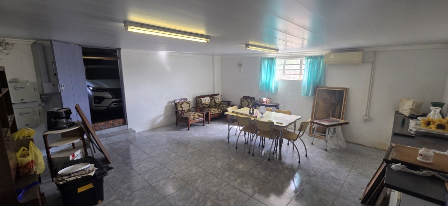 4 Bedroom Property for Sale in New Park Northern Cape